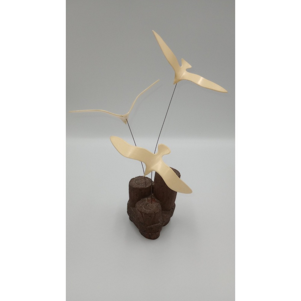 VTG MCM Kinetic Art Sculpture 3 Seagulls on Log Nautical Beach Seascape Decor